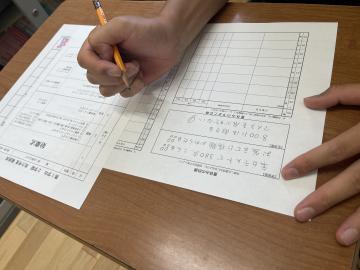 夏休みの計画と目標を立てている姿