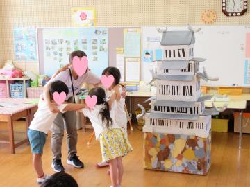 東大柱を再現している写真