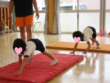 くまになって遊んでいるところ
