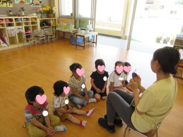 楽器遊びをしているところ