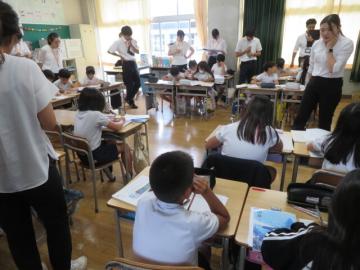 たくさんの初任教員の方に参観いただいた3年生