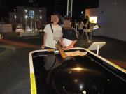 ブラックボックスに興味津々の様子