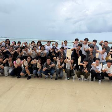 2組の琉球村北谷サンセットビーチでの様子7