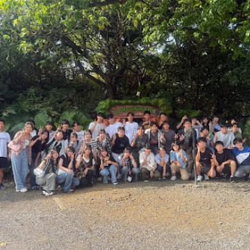 5組がCAVE OKINAWA アメリカンビレッジで過ごす様子1