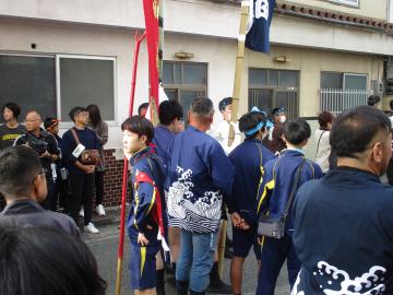 祭りで役割を果たす子どもたちの様子