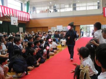 新体操服のお披露目のようすその2