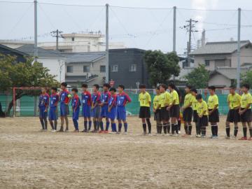 PK戦を見つめる選手の様子