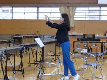 松尾弘子先生の熱い指導の様子