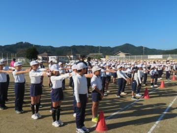 全校生で整列するようすその1