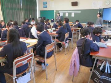 3つの伝え方のちがいを考える6年生