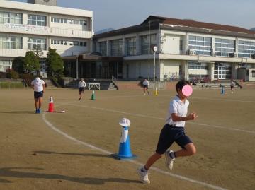 かけあしチャレンジに取り組む6年生その1