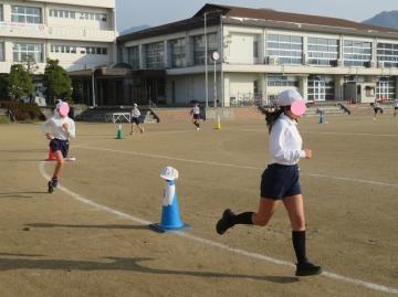 かけあしチャレンジに取り組む6年生その2