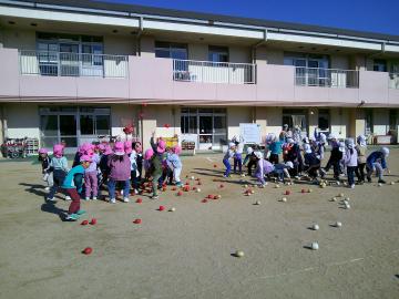 玉入れをしている様子