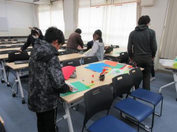 児童生徒が作業をしている様子