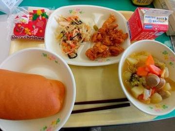 クリスマスメニューの給食