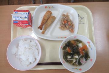 後期課程の給食の写真