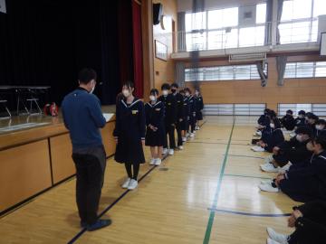 表彰される生徒たちの様子