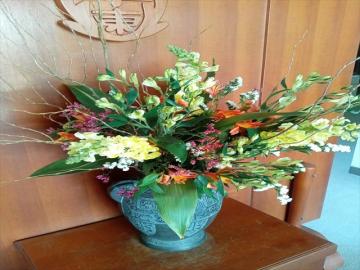 来賓玄関の花の様子