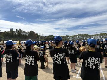 令和8年度体育祭で演奏する様子4