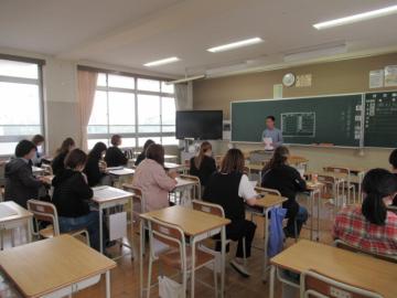 部活懇談の様子です。活動にご理解・ご協力をお願いします
