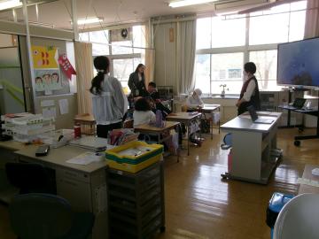 あざみ学級が学習している様子