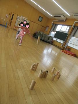 モルックをしている写真