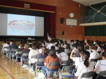 神戸星城高校の学校説明の様子