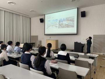 講師による講話の様子