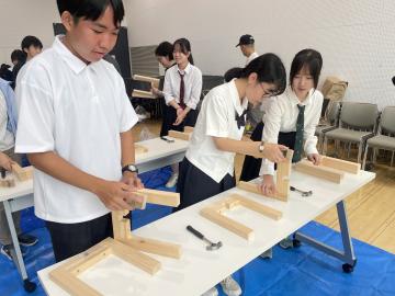 生徒の制作の様子