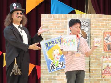 お礼の挨拶の後、サインなどをいただきました。