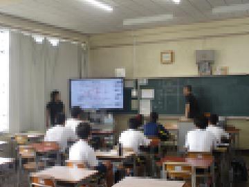 補充授業を受ける生徒の様子