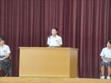 2番目の弁士が話す様子