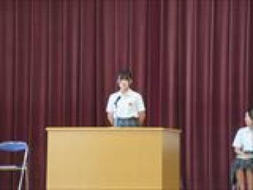4番目の弁士が話す様子