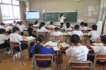 5年生算数の授業の様子