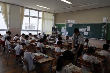 1年1組授業参観の写真