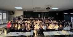 交流会の集合写真