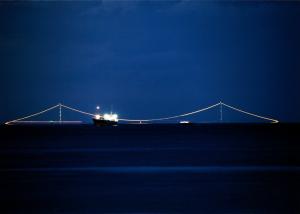 網干から見る明石大橋の写真