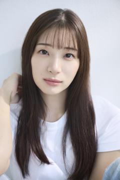 足立梨花さんの写真